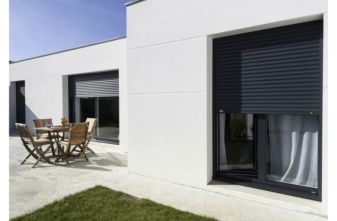 Porte-fenêtre aluminium gris anthracite