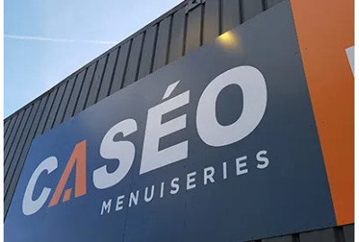 Magasin de menuiseries extérieures et intérieures sur-mesure à Saintes