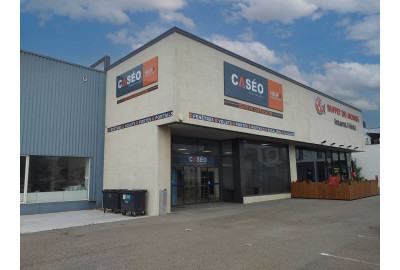 Magasin de menuiseries extérieures et intérieures sur-mesure à Narbonne