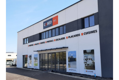 Magasin de menuiseries extérieures et intérieures sur-mesure à Toulon