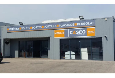 Magasin de menuiseries extérieures et intérieures à Martigues