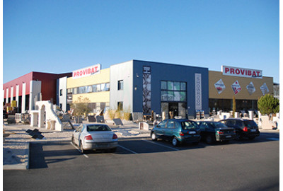 Magasin de menuiseries extérieures et intérieures sur-mesure à Roanne